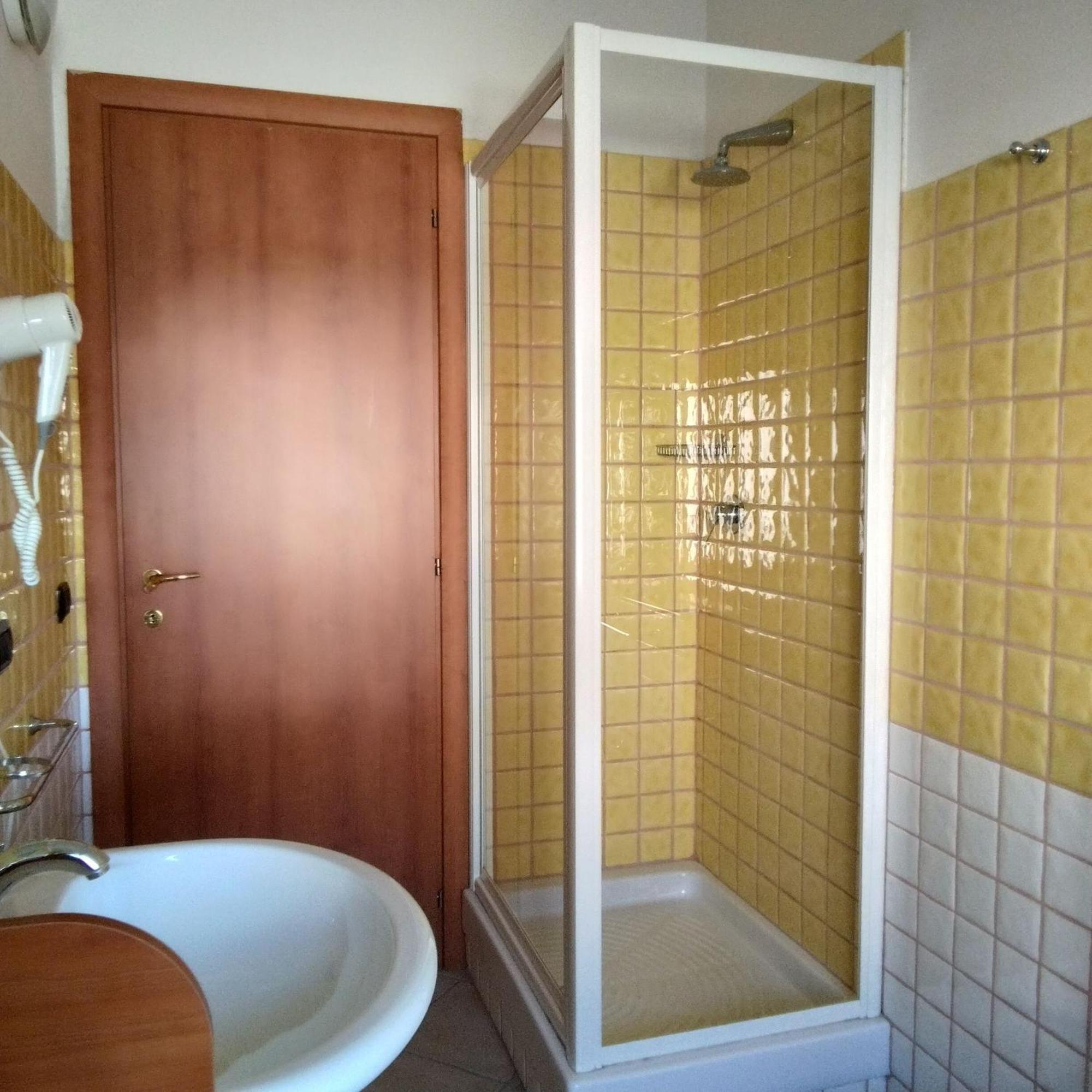 Portoghesi Apt Àrbatax Buitenkant foto