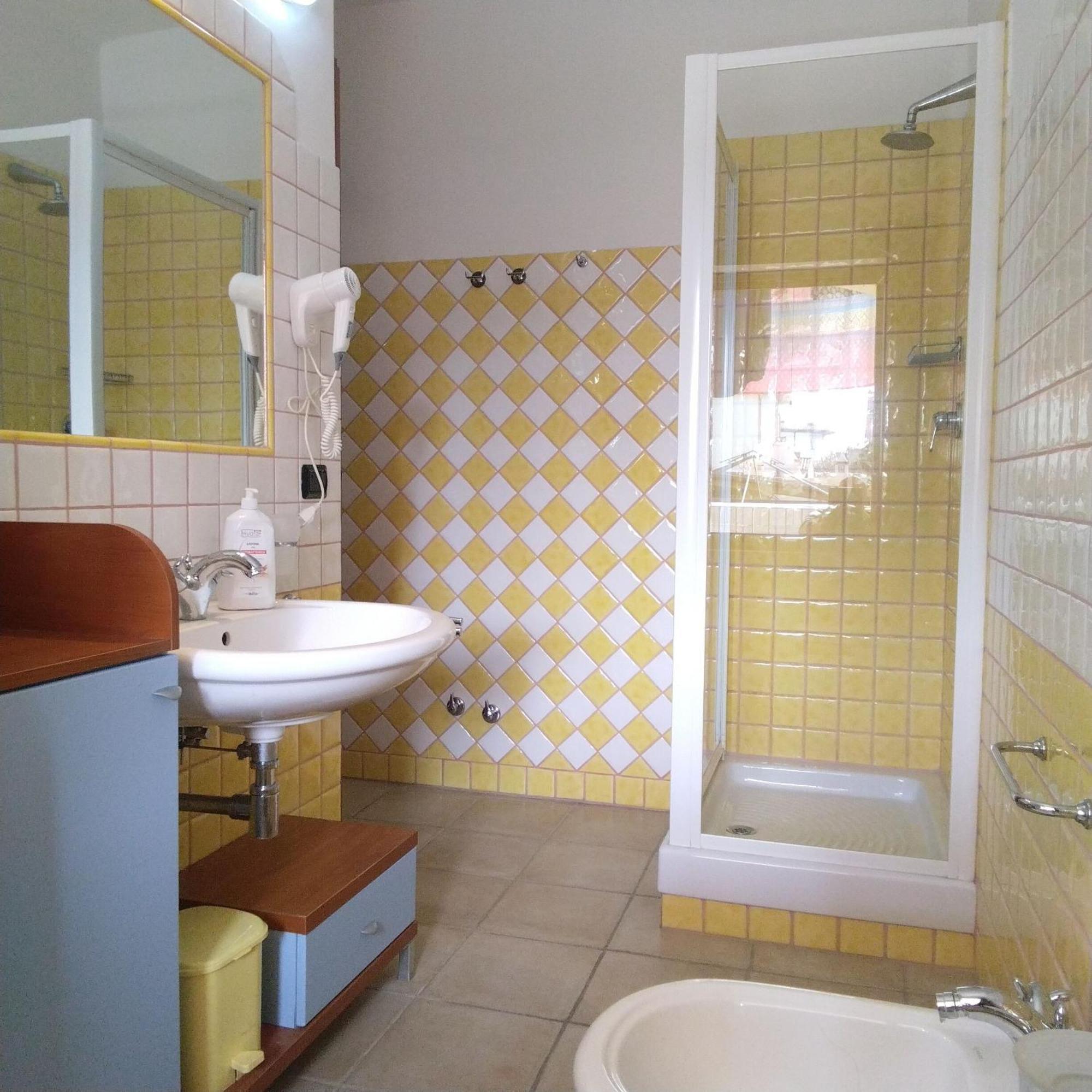 Portoghesi Apt Àrbatax Buitenkant foto
