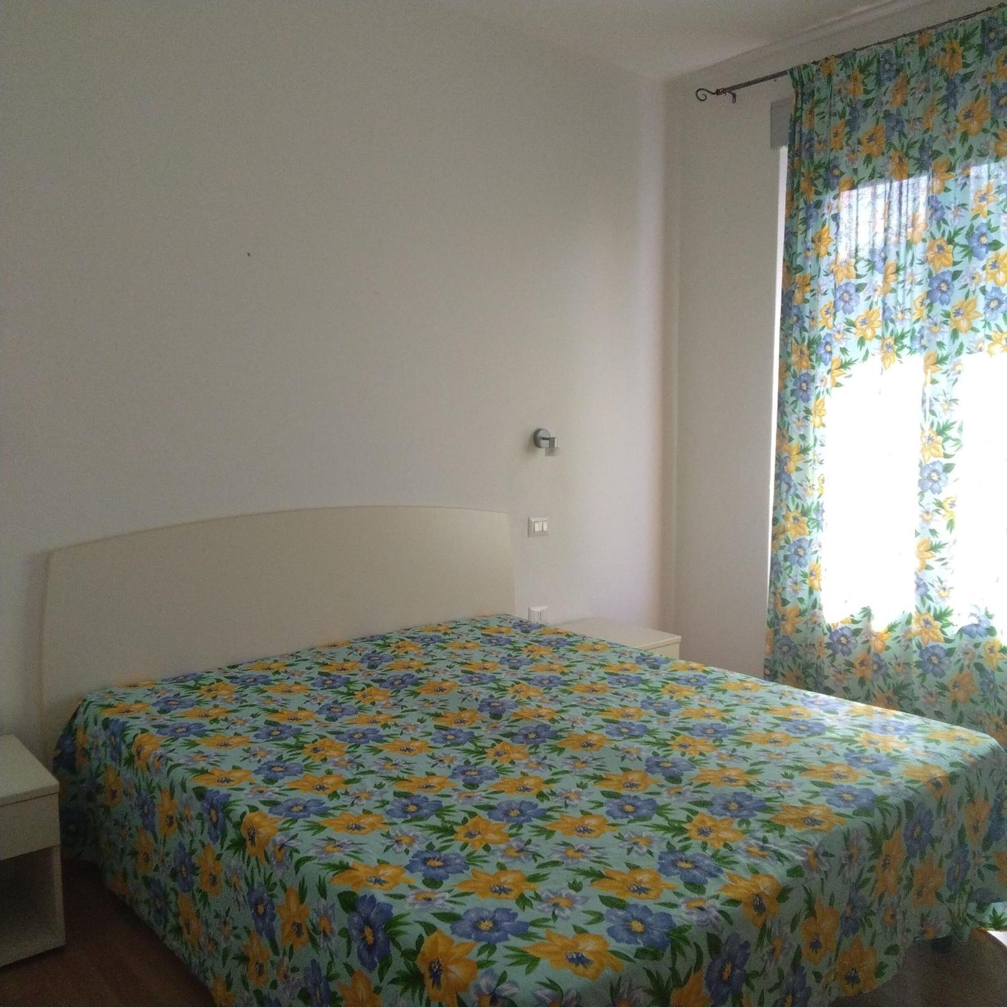 Portoghesi Apt Àrbatax Buitenkant foto